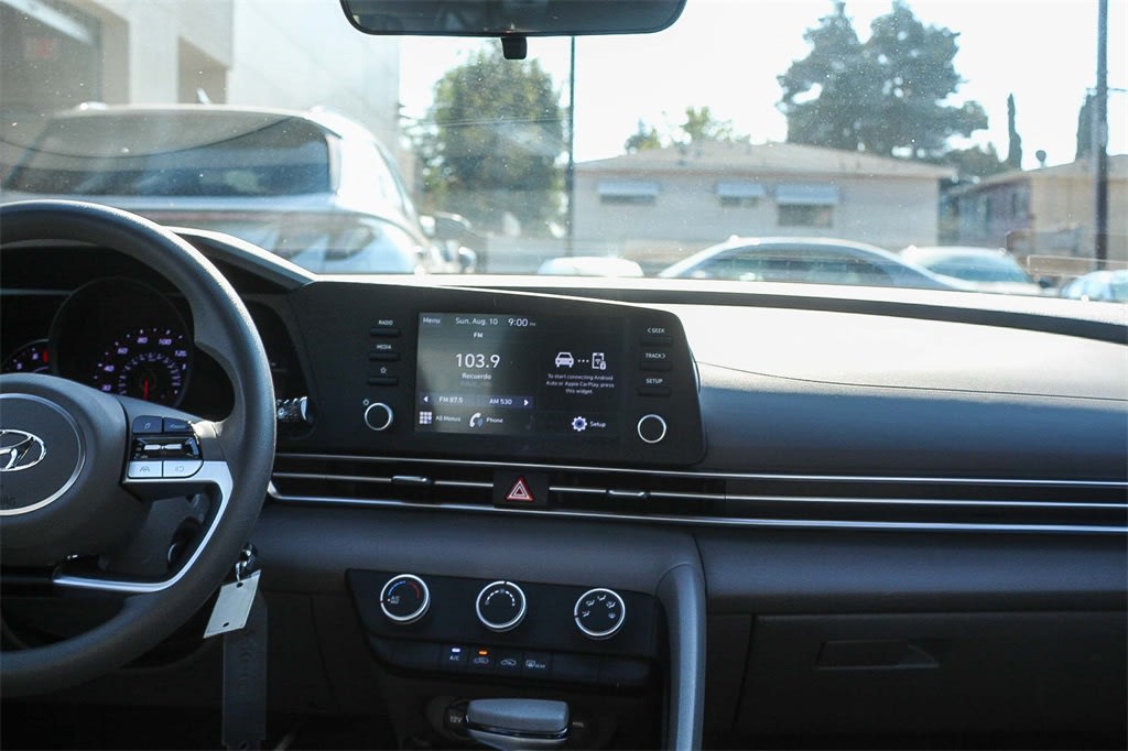 Thumbnail: 2023 Hyundai Elantra - 8