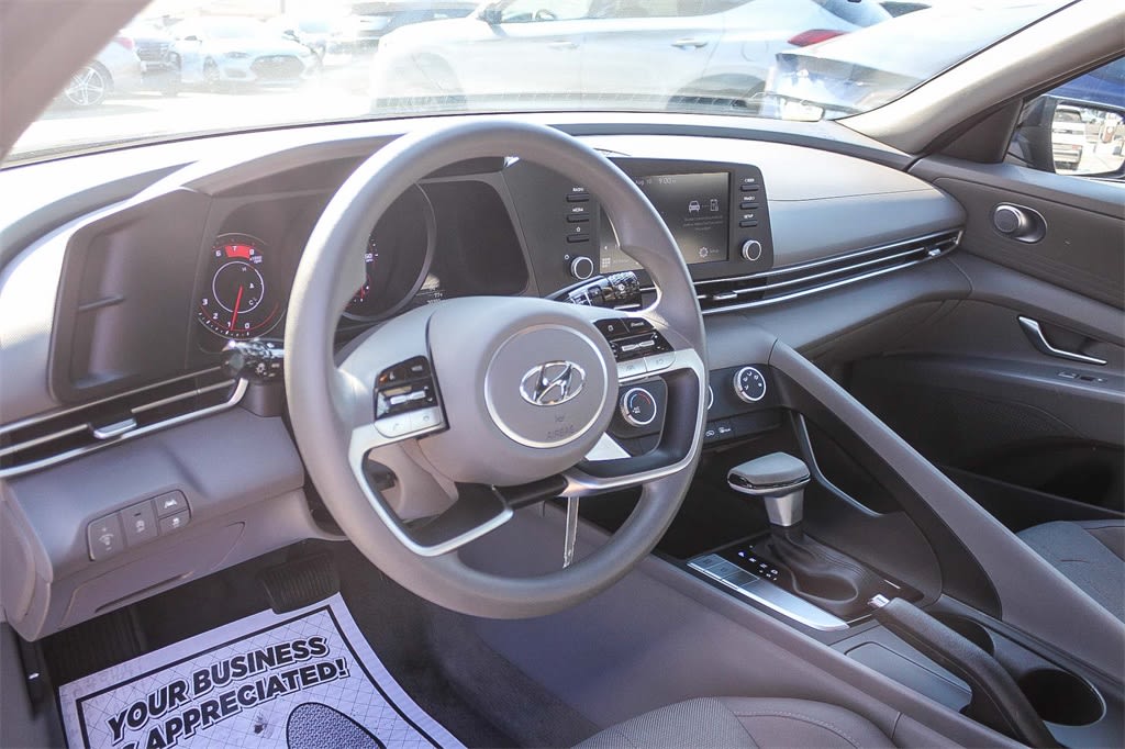 Thumbnail: 2023 Hyundai Elantra - 24