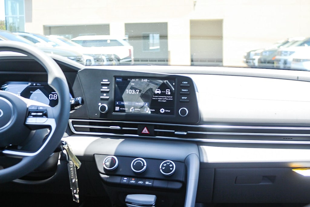 Thumbnail: 2026 Hyundai Elantra - 9