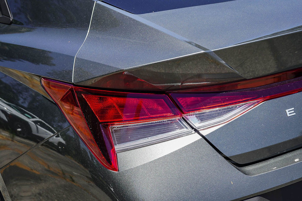 Thumbnail: 2026 Hyundai Elantra - 17