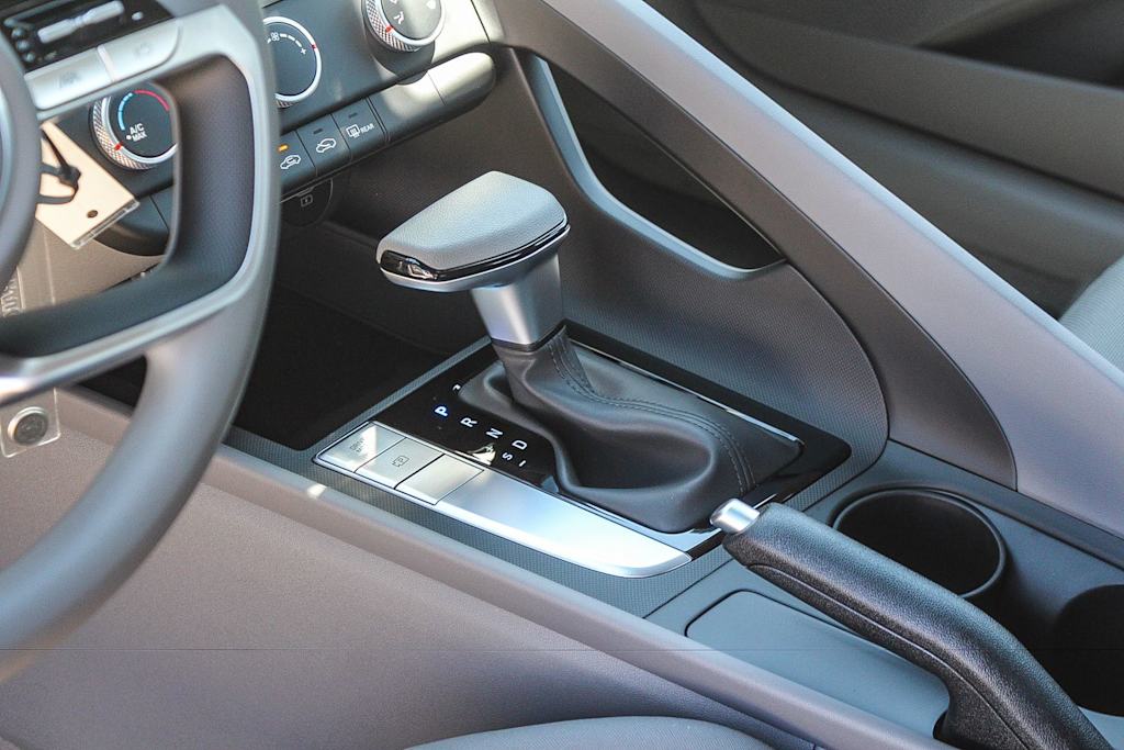 Thumbnail: 2026 Hyundai Elantra - 14