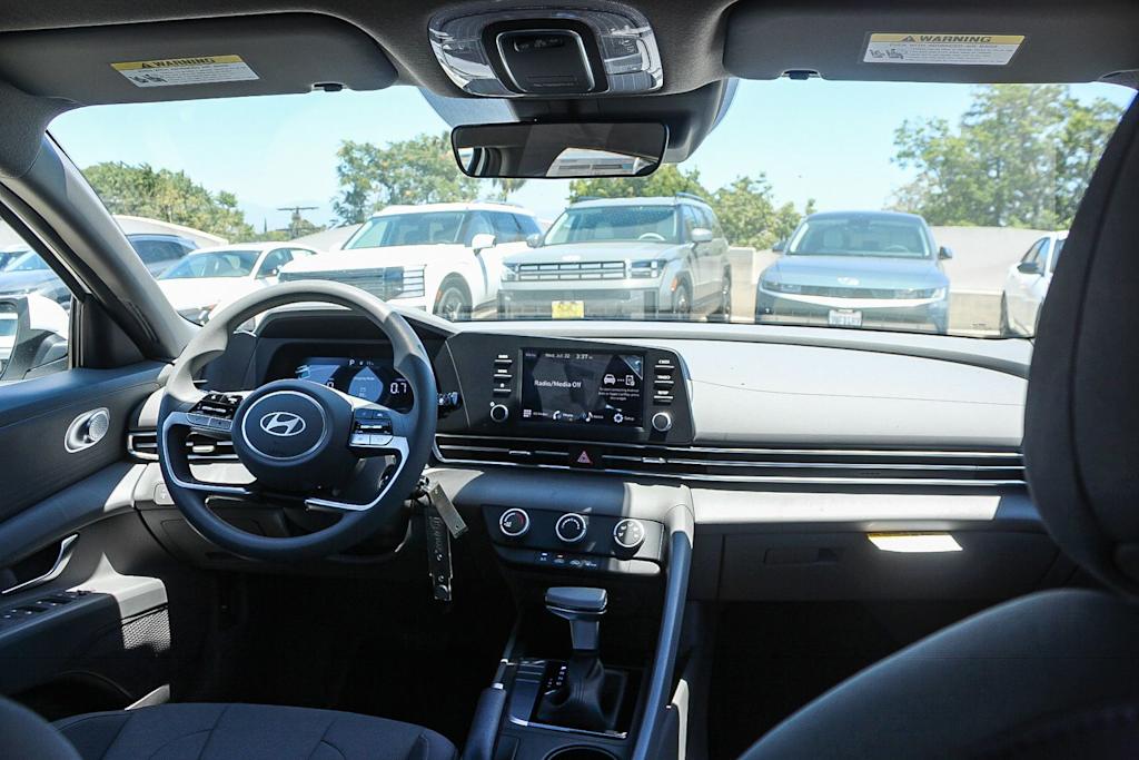 Thumbnail: 2026 Hyundai Elantra - 2