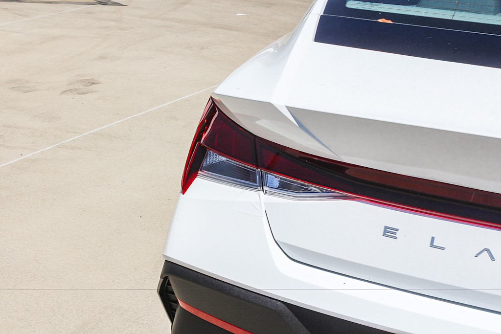 Thumbnail: 2026 Hyundai Elantra - 6
