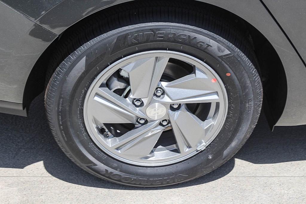 Thumbnail: 2026 Hyundai Elantra - 7