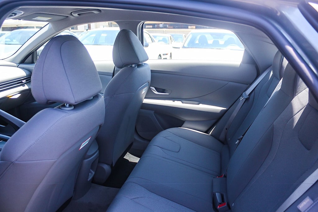 Thumbnail: 2026 Hyundai Elantra - 10