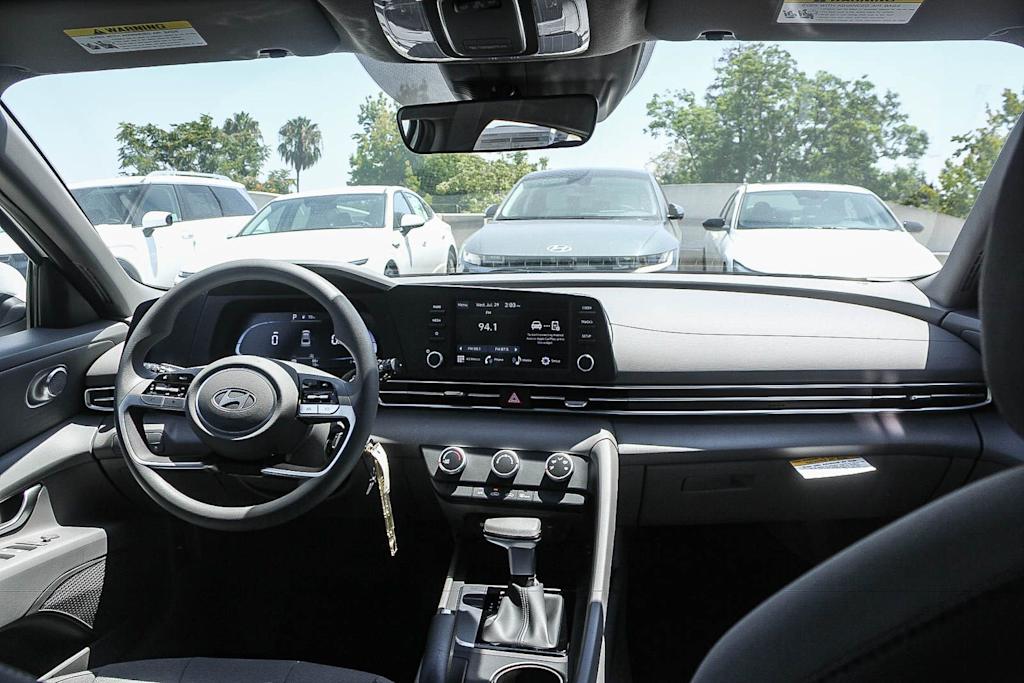 Thumbnail: 2026 Hyundai Elantra - 2