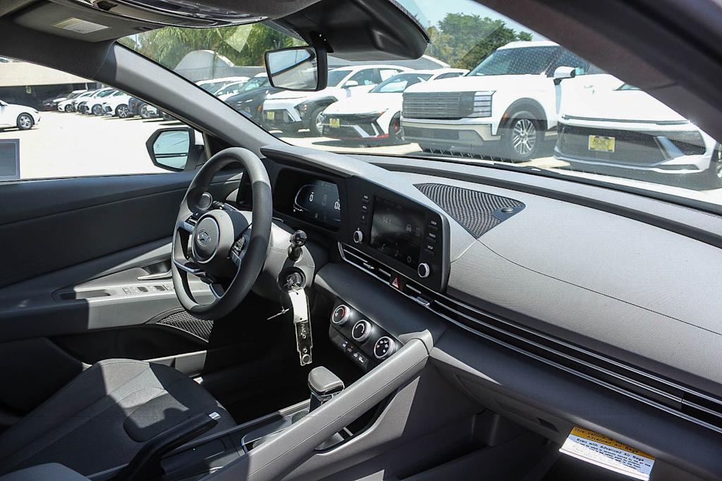 Thumbnail: 2026 Hyundai Elantra - 13
