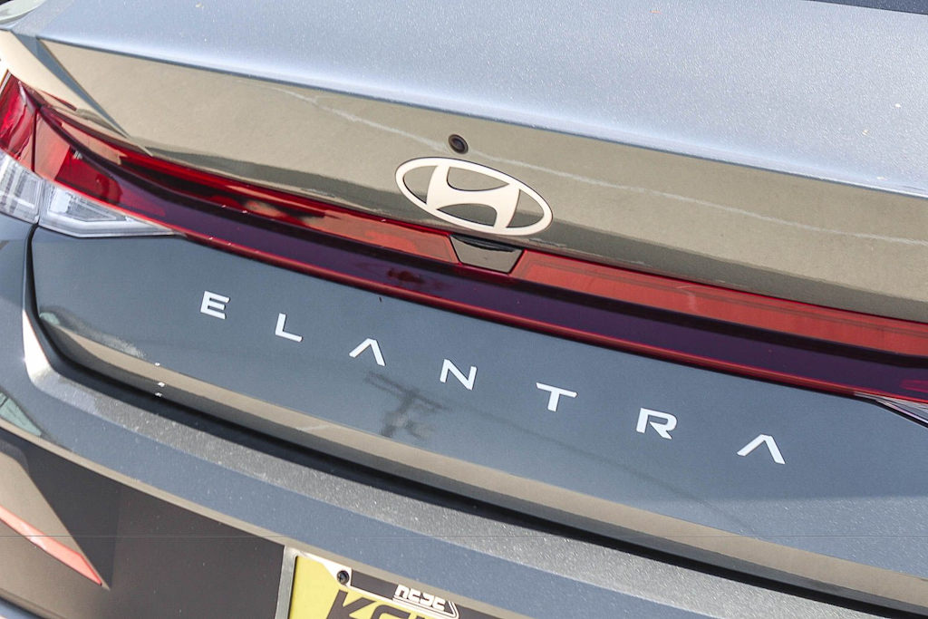 Thumbnail: 2026 Hyundai Elantra - 6