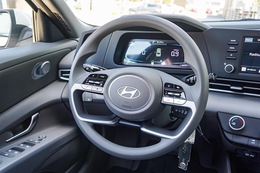 Thumbnail: 2026 Hyundai Elantra - 8