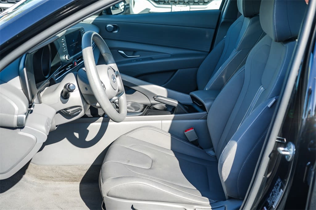 2022 Hyundai Elantra SEL 11