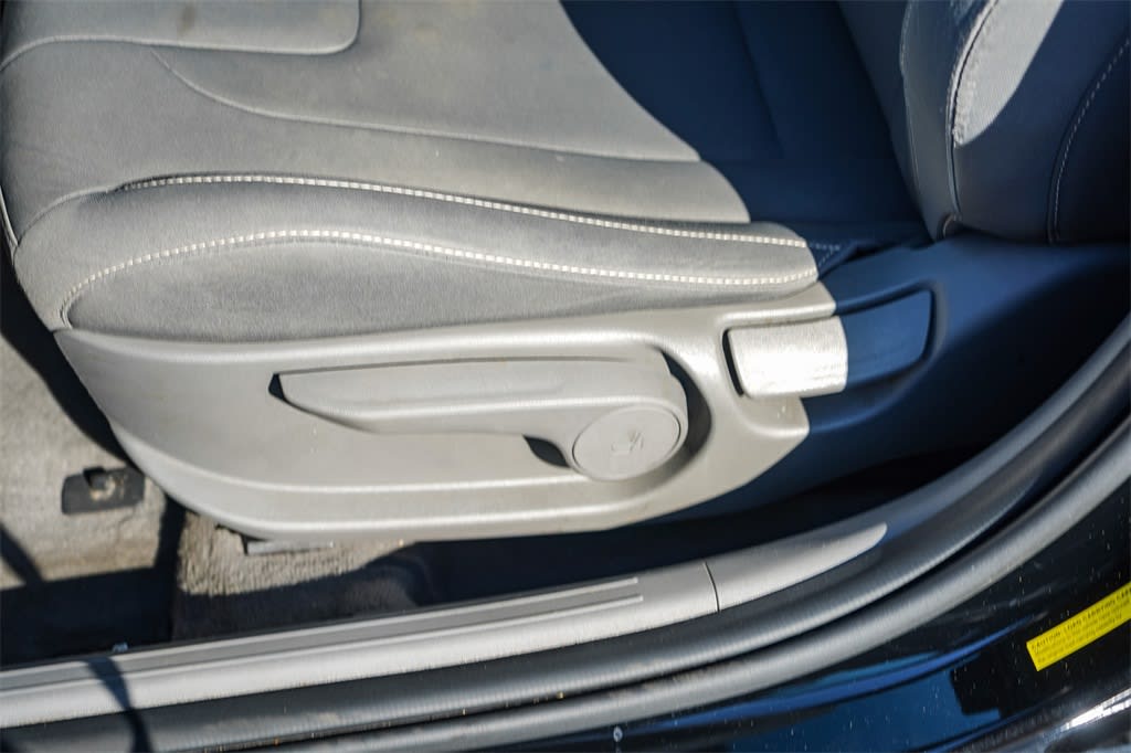 2022 Hyundai Elantra SEL 27