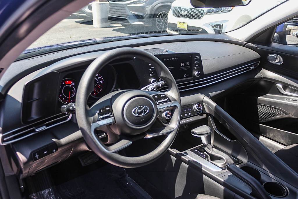 Thumbnail: 2023 Hyundai Elantra - 23