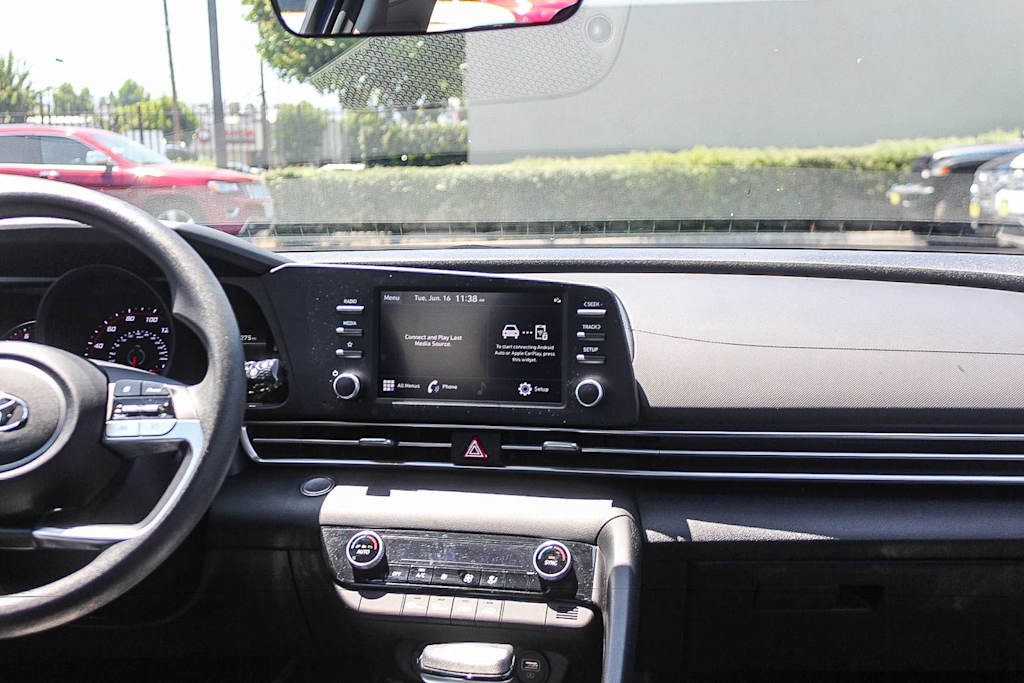 Thumbnail: 2023 Hyundai Elantra - 9