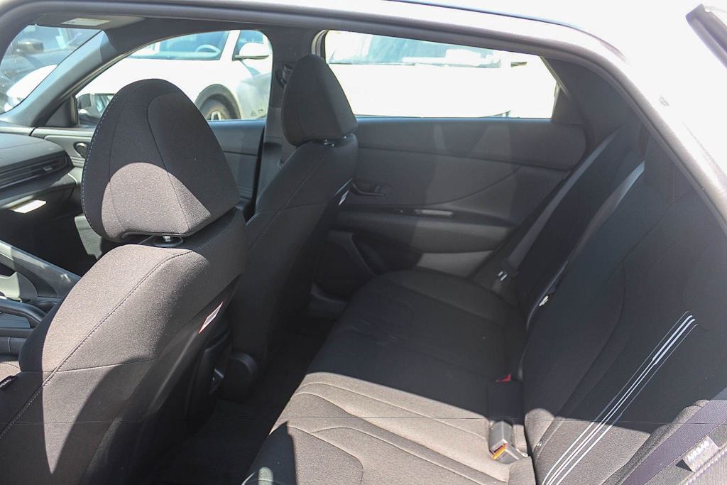 Thumbnail: 2026 Hyundai Elantra - 10