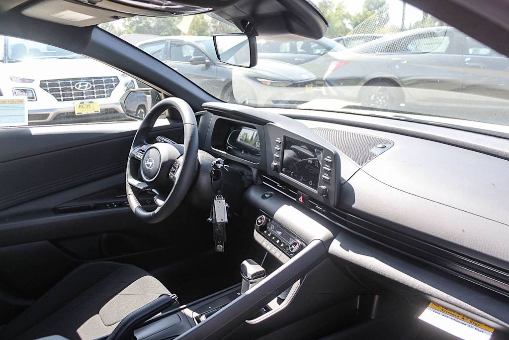 Thumbnail: 2026 Hyundai Elantra - 12