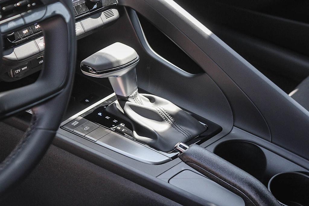 Thumbnail: 2026 Hyundai Elantra - 15