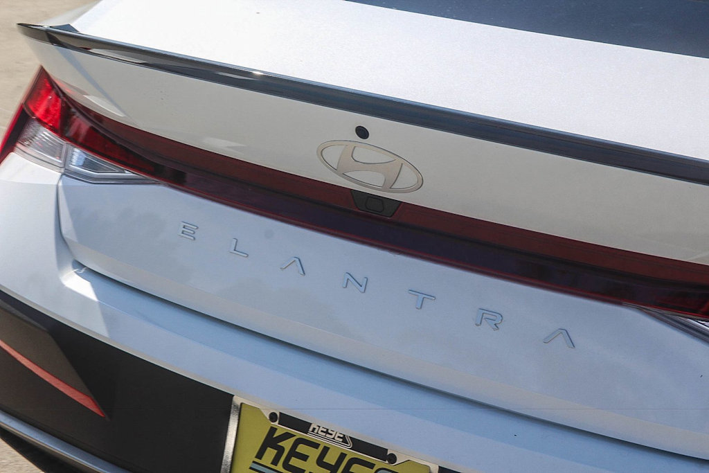 Thumbnail: 2026 Hyundai Elantra - 6
