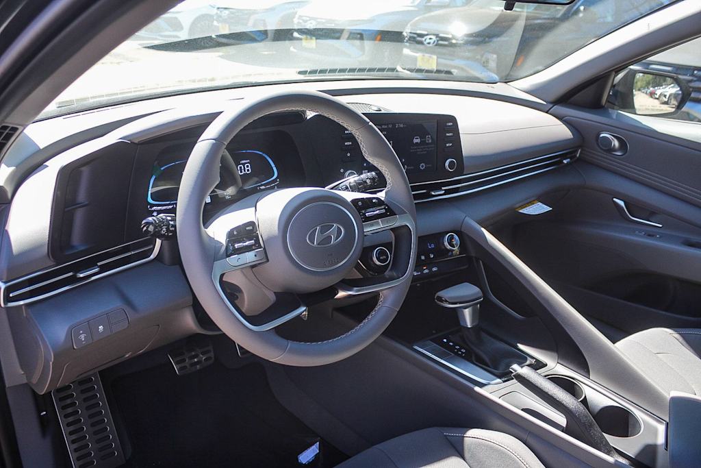 Thumbnail: 2026 Hyundai Elantra - 23