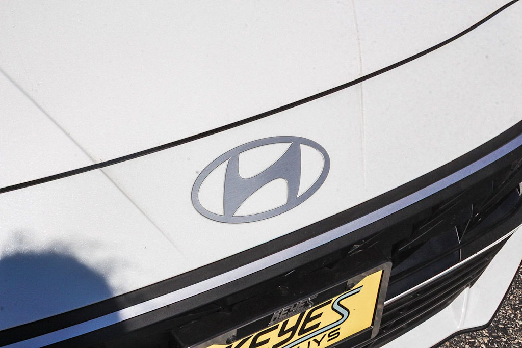 Thumbnail: 2026 Hyundai Elantra - 21