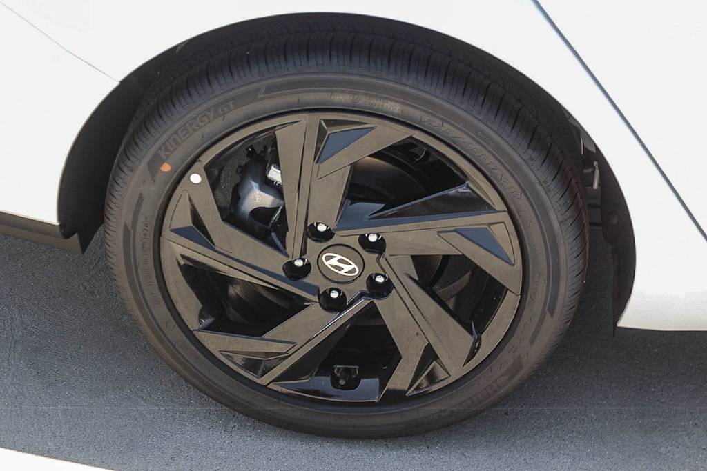 Thumbnail: 2026 Hyundai Elantra - 7