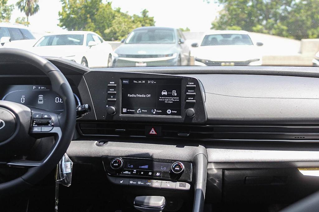 Thumbnail: 2026 Hyundai Elantra - 9