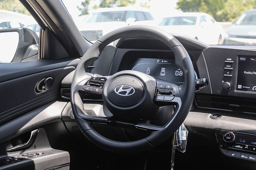 Thumbnail: 2026 Hyundai Elantra - 12