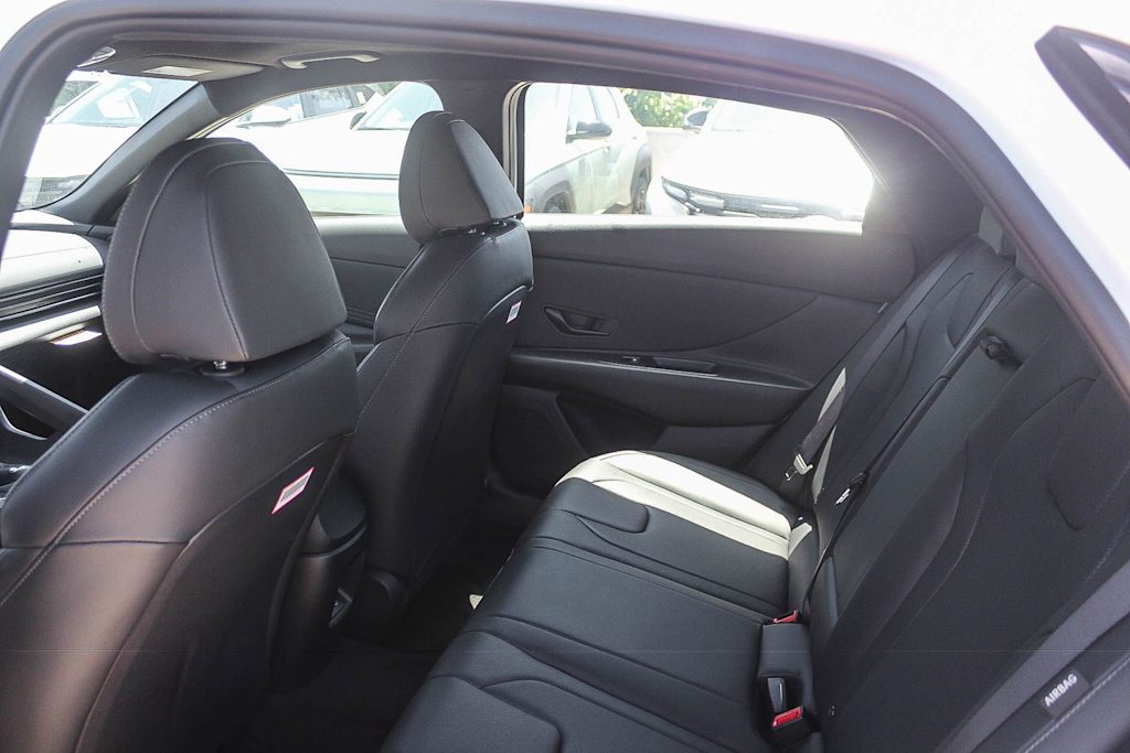 Thumbnail: 2026 Hyundai Elantra - 11