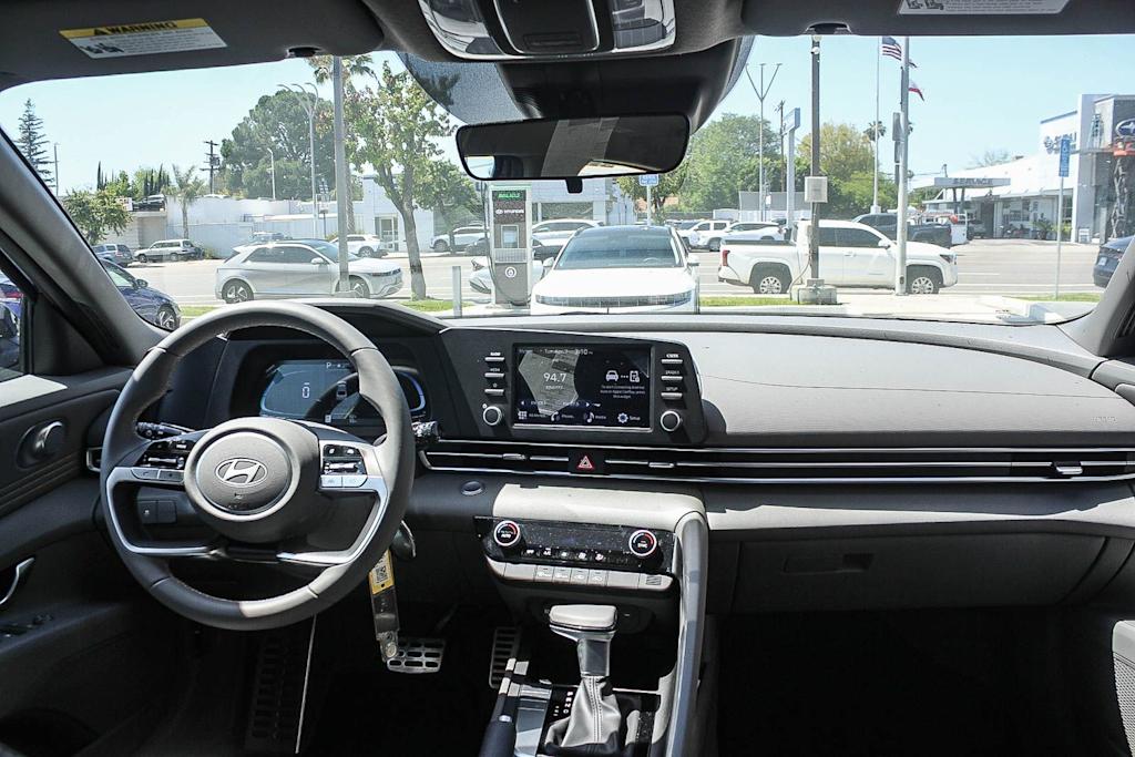 Thumbnail: 2026 Hyundai Elantra - 2