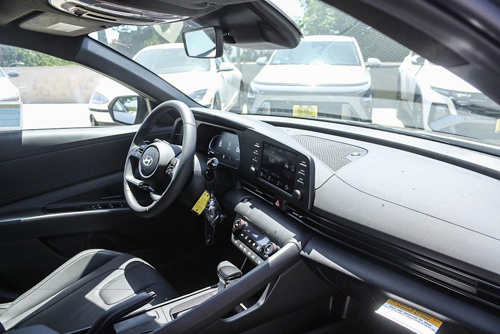 Thumbnail: 2026 Hyundai Elantra - 11