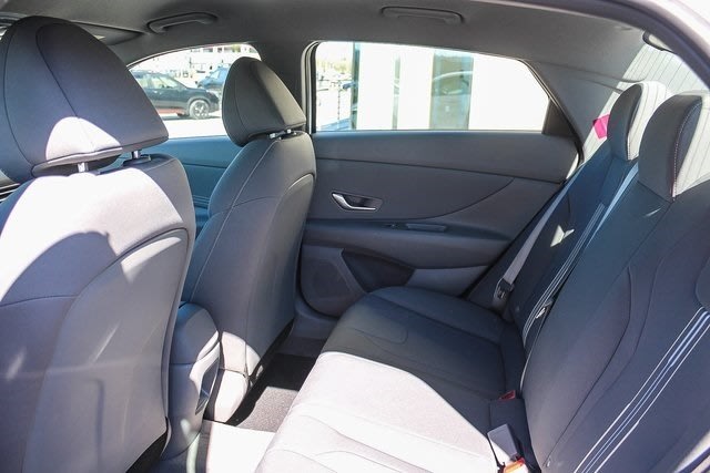 Thumbnail: 2025 Hyundai Elantra - 12