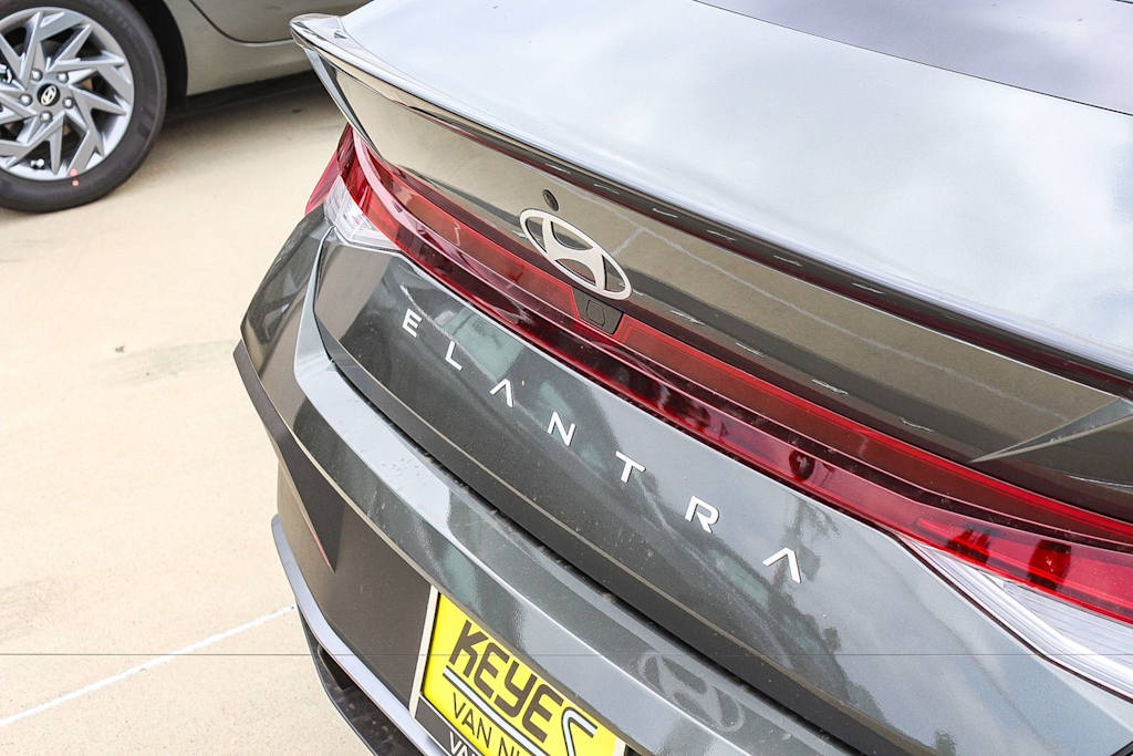 Thumbnail: 2026 Hyundai Elantra - 6