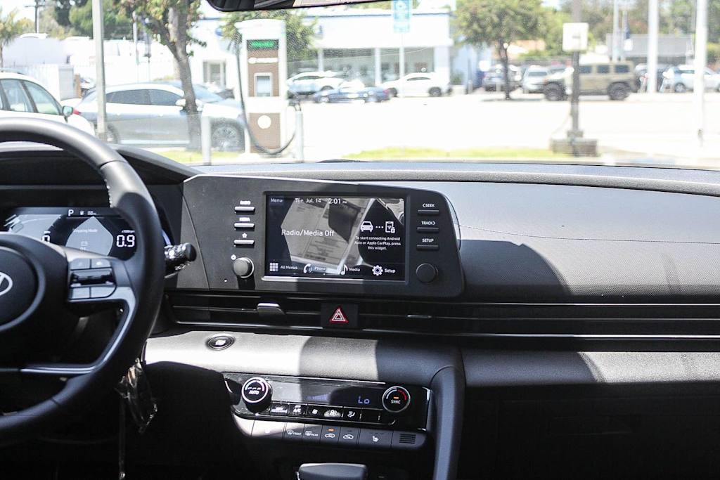 Thumbnail: 2026 Hyundai Elantra - 9