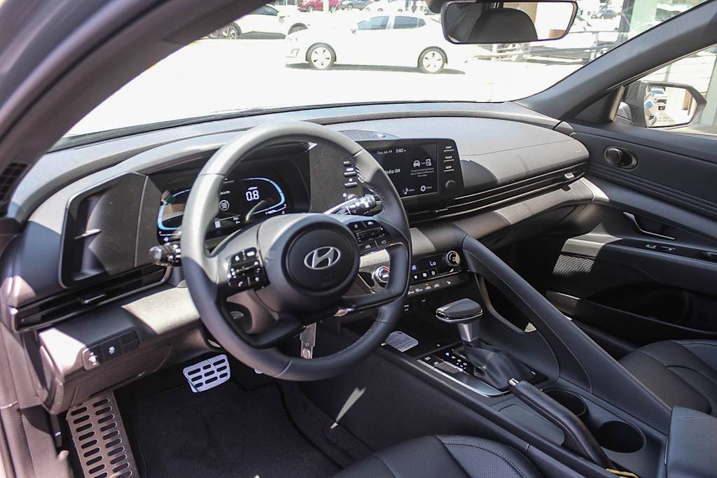 Thumbnail: 2026 Hyundai Elantra - 25