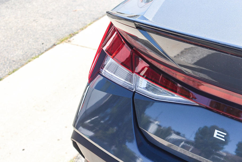 Thumbnail: 2026 Hyundai Elantra - 18