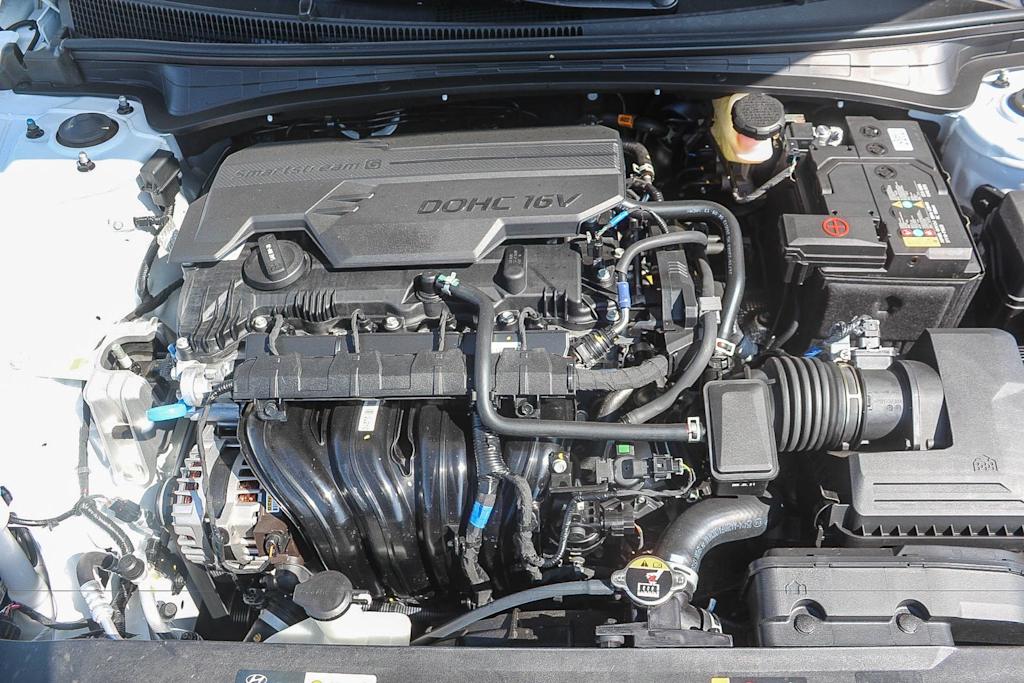 Thumbnail: 2026 Hyundai Elantra - 8