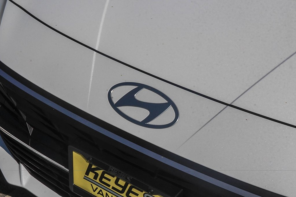 Thumbnail: 2026 Hyundai Elantra - 22