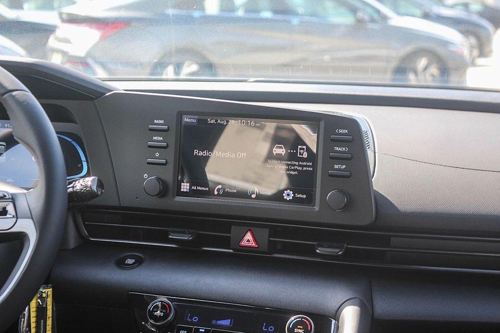 Thumbnail: 2026 Hyundai Elantra - 24