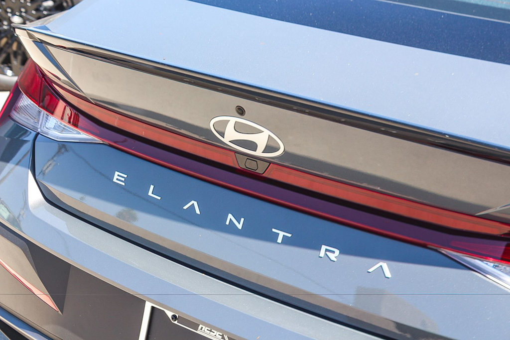 Thumbnail: 2026 Hyundai Elantra - 6