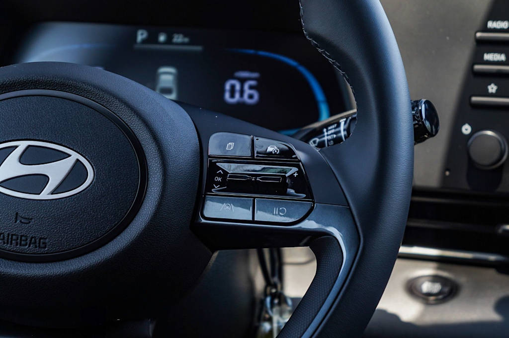 Thumbnail: 2026 Hyundai Elantra - 14