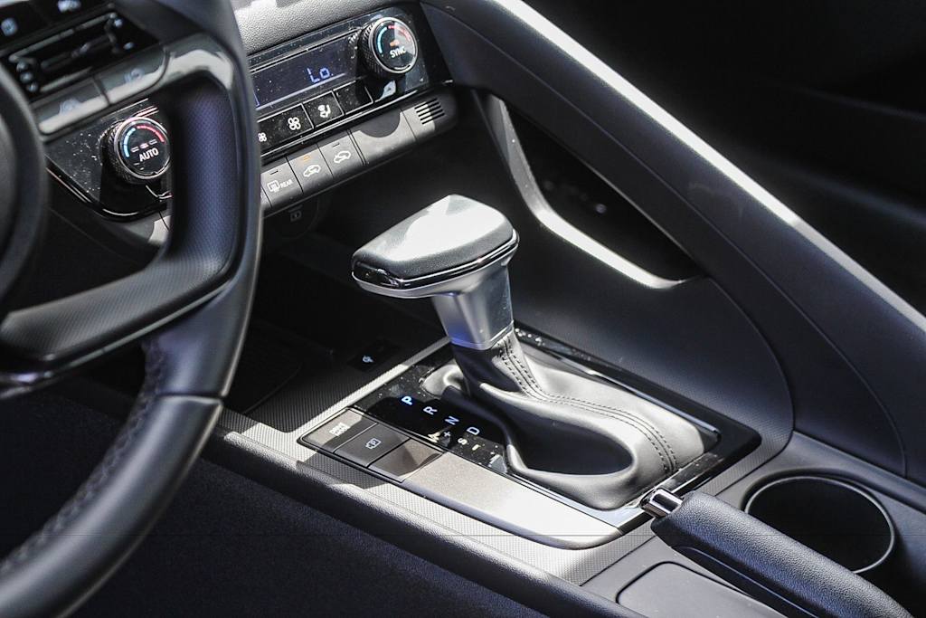 Thumbnail: 2025 Hyundai Elantra - 14