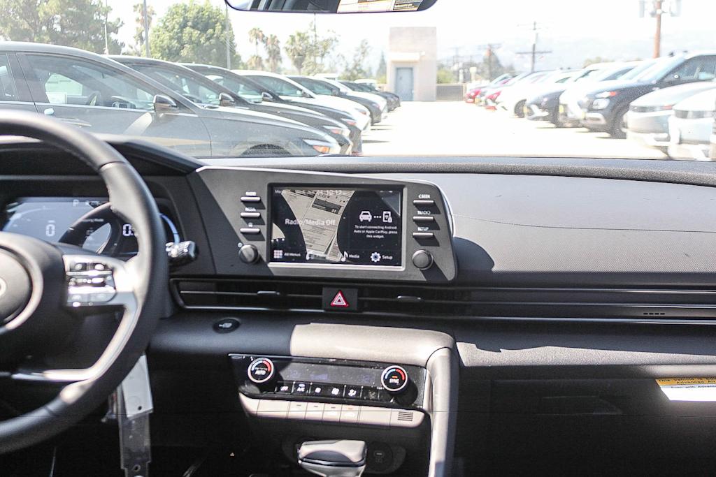 Thumbnail: 2026 Hyundai Elantra - 9