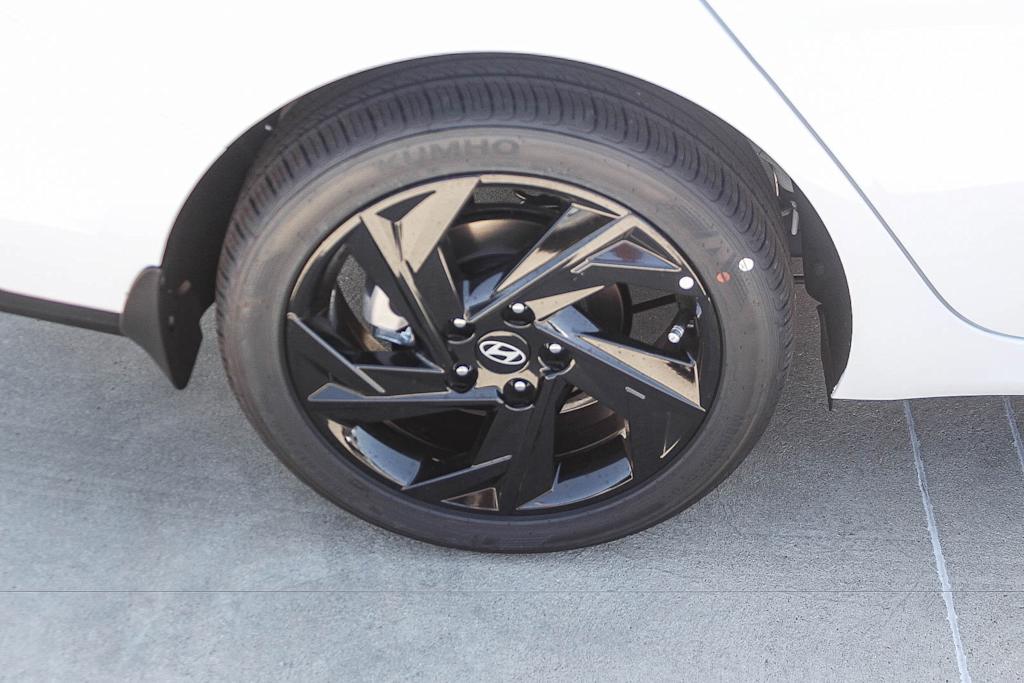 Thumbnail: 2026 Hyundai Elantra - 7