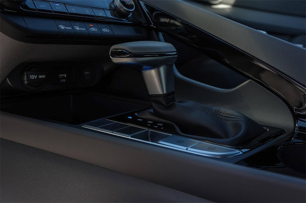 Thumbnail: 2025 Hyundai Elantra - 27