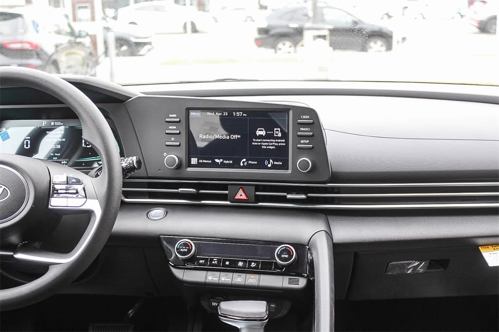 Thumbnail: 2025 Hyundai Elantra - 9