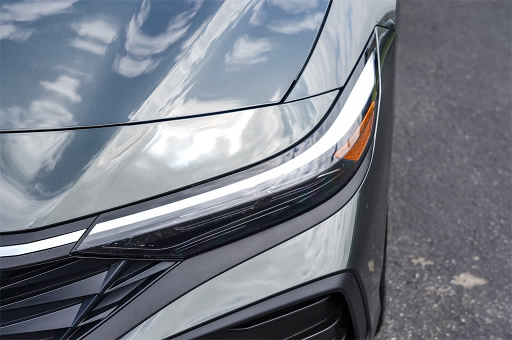 Thumbnail: 2025 Hyundai Elantra - 17