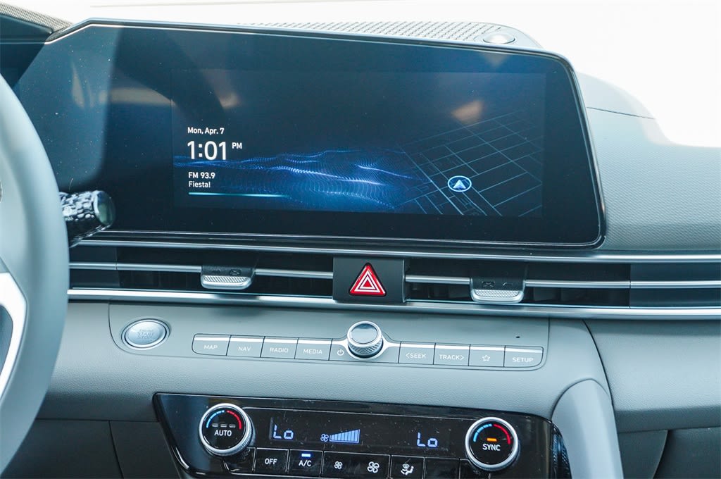 Thumbnail: 2025 Hyundai Elantra - 10