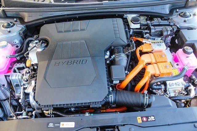 Thumbnail: 2025 Hyundai Elantra - 7