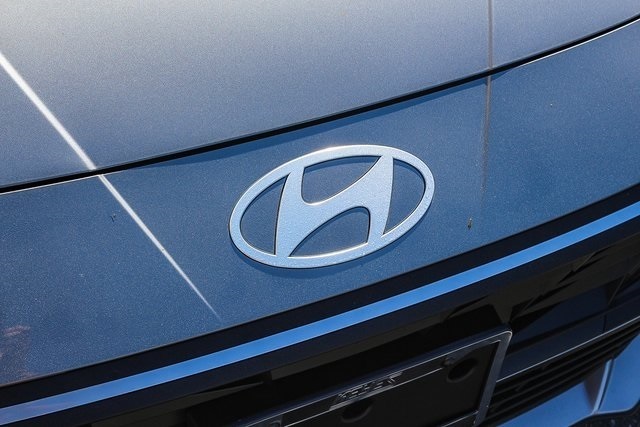 Thumbnail: 2025 Hyundai Elantra - 5