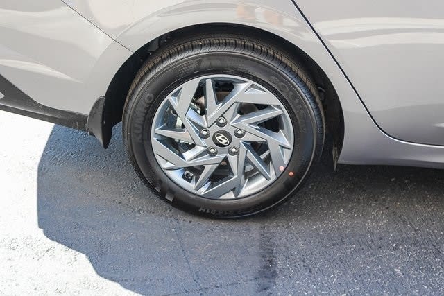 Thumbnail: 2025 Hyundai Elantra - 6