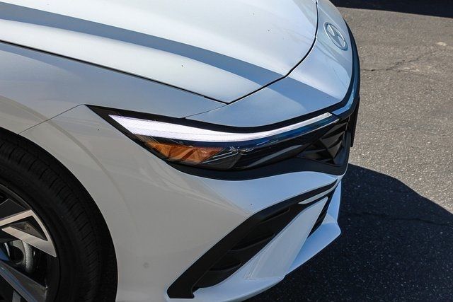 Thumbnail: 2025 Hyundai Elantra - 16